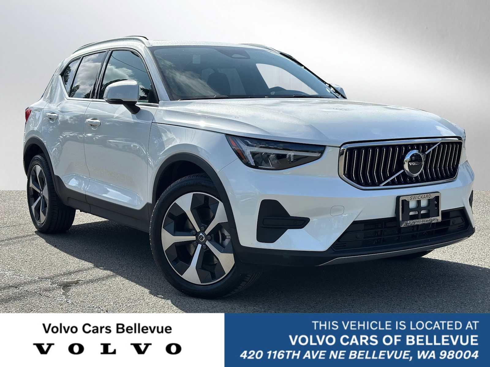 Used 2025 Volvo XC40 B5 Core w/ Protection Package Premier