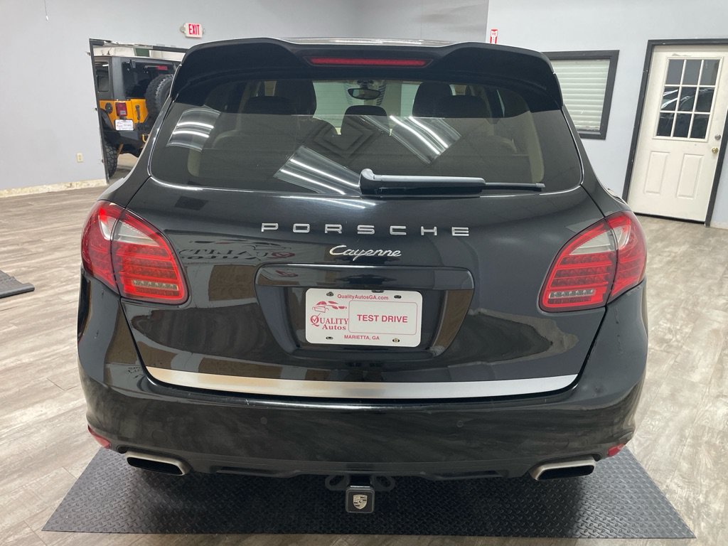 Used 2012 Porsche Cayenne AWD/4WD image 8