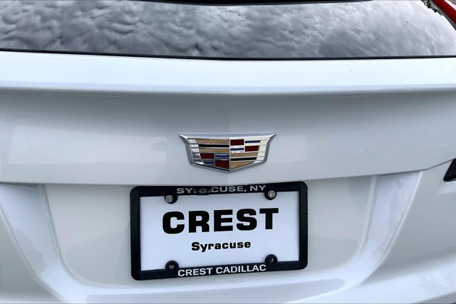 Used 2023 Cadillac XT4 Luxury w/ Cold Weather Package AWD/4WD image 30