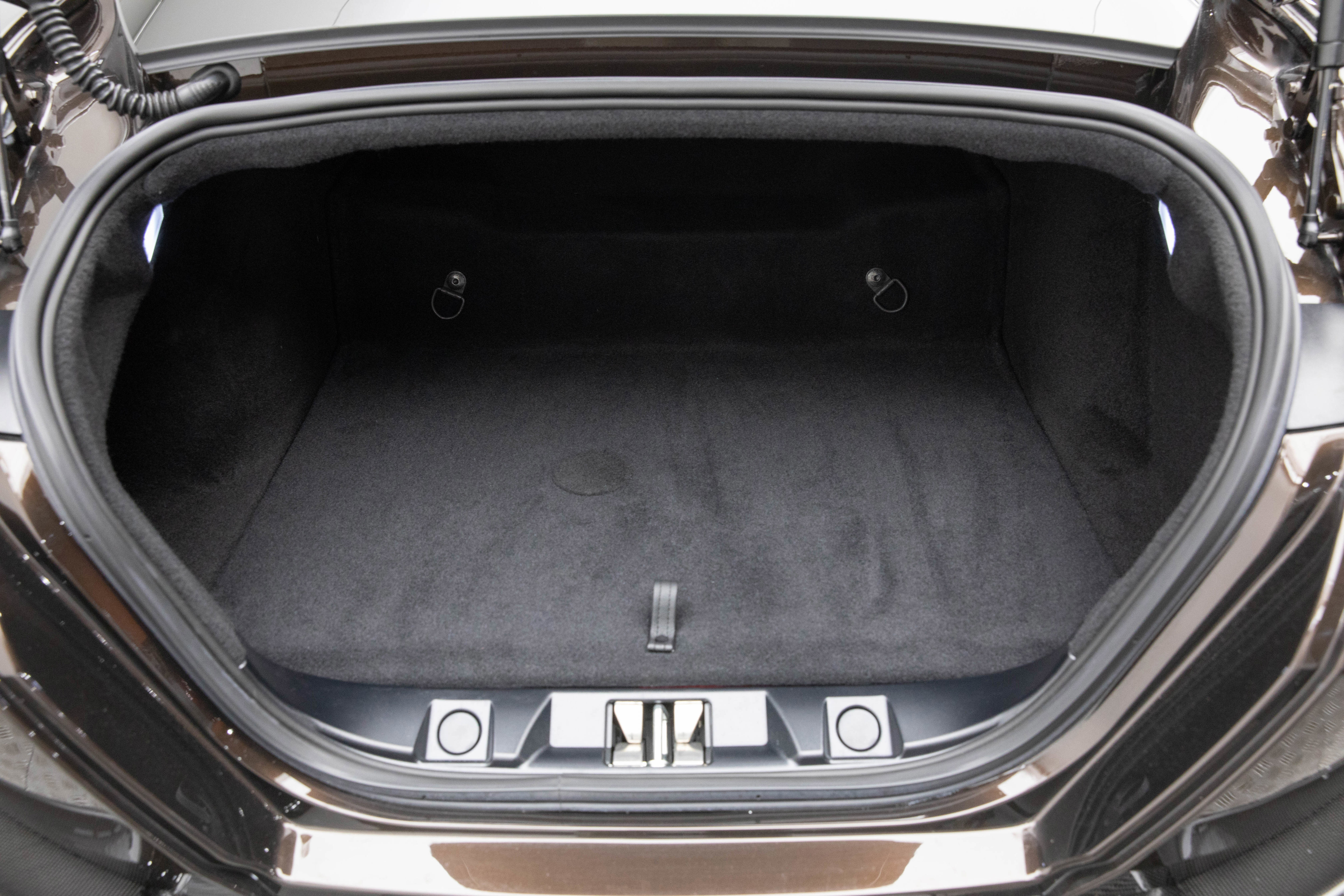 Certified 2022 Ferrari Roma image 23