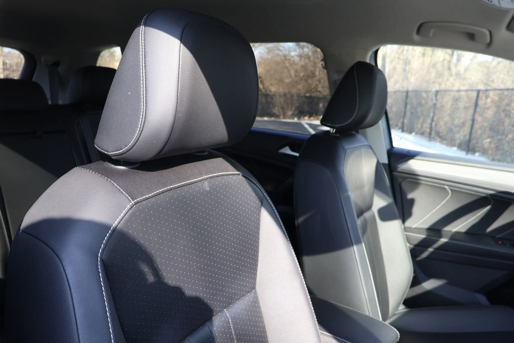 Used 2024 Volkswagen Tiguan Wolfsburg Edition image 39