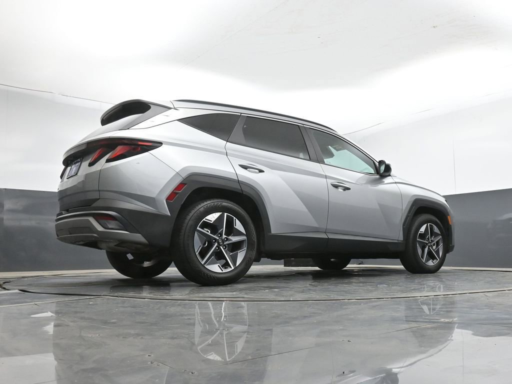 Used 2025 Hyundai Tucson SEL FWD image 43