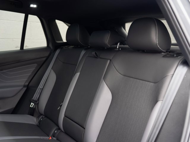 New 2025 Volkswagen ID.4 Pro S image 9