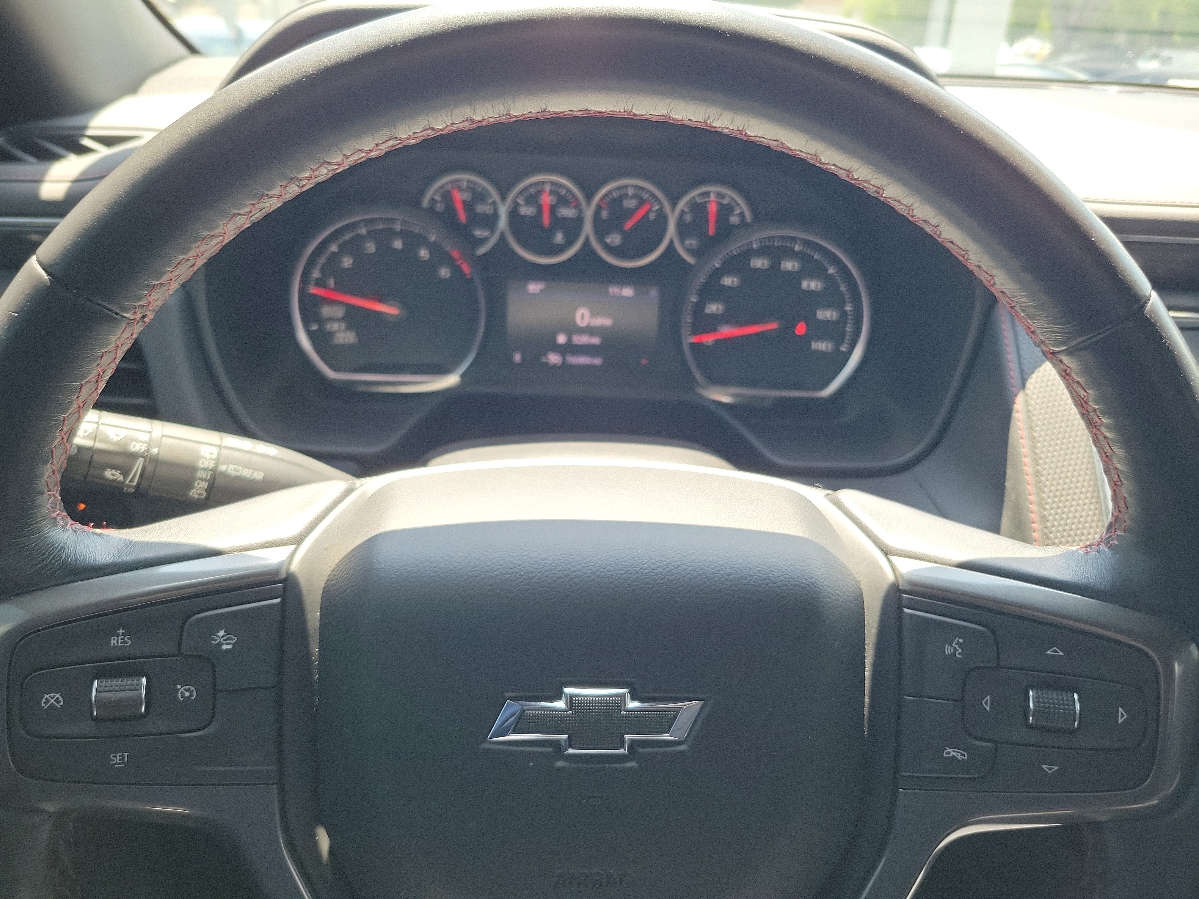 Used 2021 Chevrolet Suburban RST RWD image 21