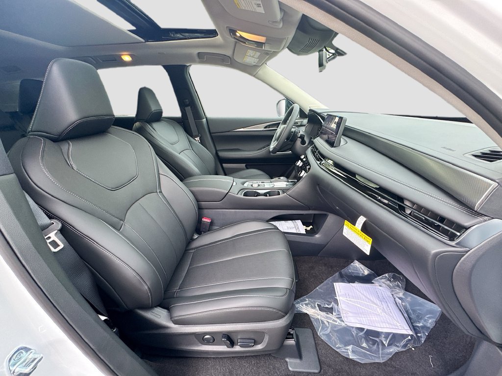 New 2027 INFINITI QX60 Luxe w/ Cargo Package FWD image 31
