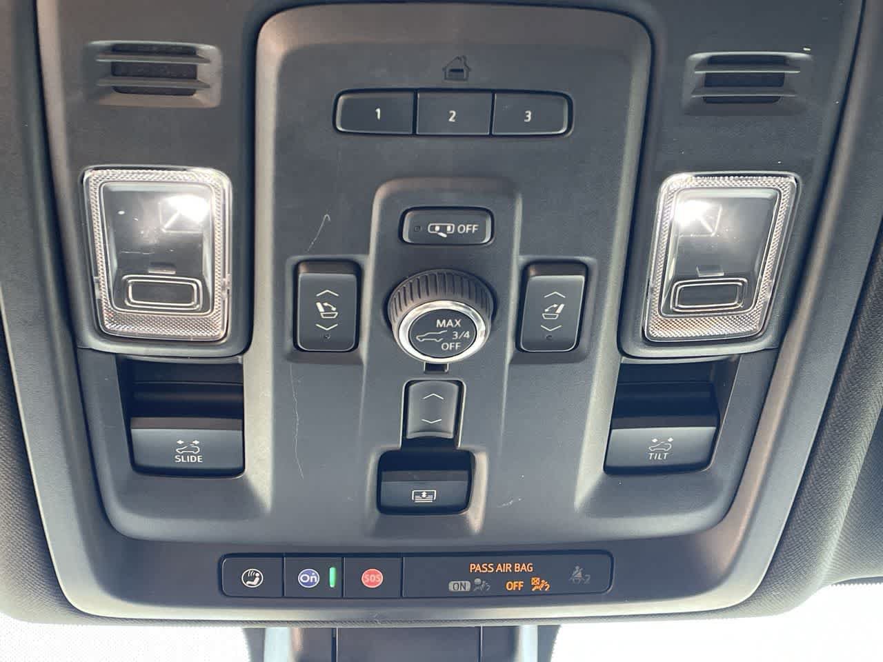 Used 2022 GMC Yukon XL Denali AWD/4WD image 34