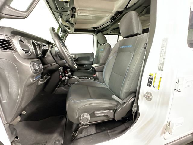 Used 2023 Jeep Wrangler Unlimited Rubicon 4xe w/ Cold Weather Group AWD/4WD image 11