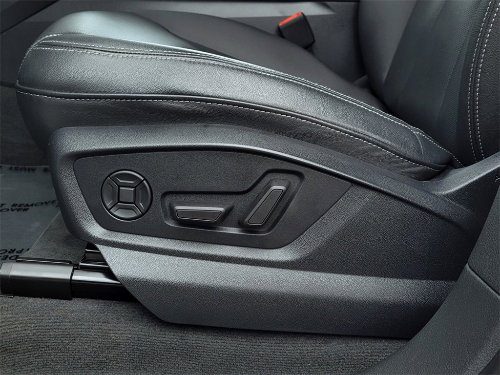 Used 2020 Audi Q8 Premium Plus image 20