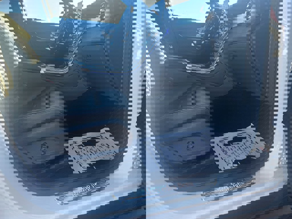 Used 2022 Mercedes-Benz GLC 300 300 4matic image 18