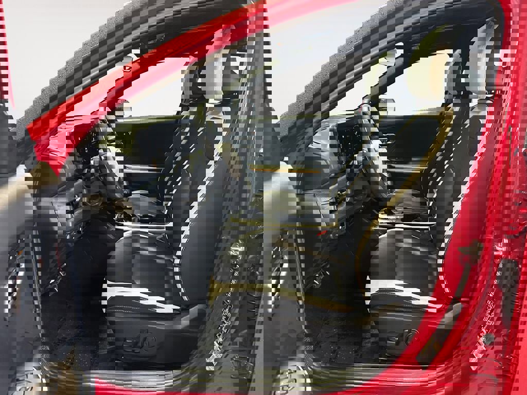 Used 2025 Kia K4 GT-Line Turbo image 15