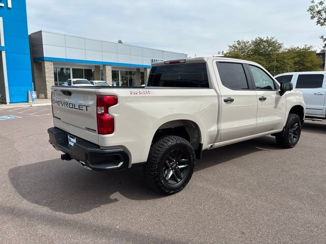 New 2026 Chevrolet Silverado 1500 Custom Trail Boss w/ LPO, Dark Essentials Package AWD/4WD image 6