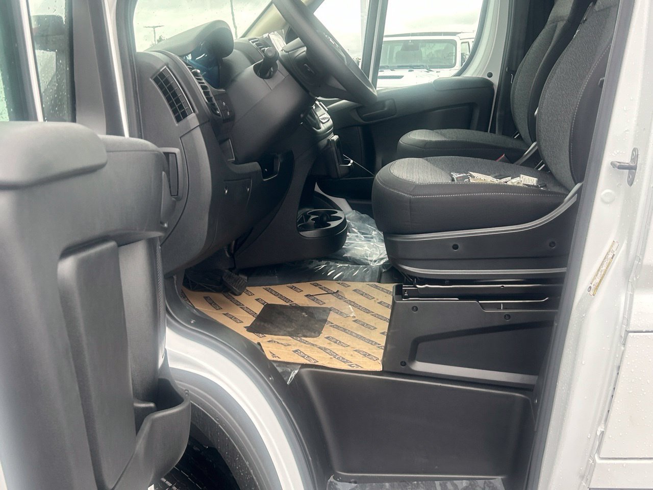 New 2027 RAM ProMaster 3500 w/ Safety Group FWD image 10