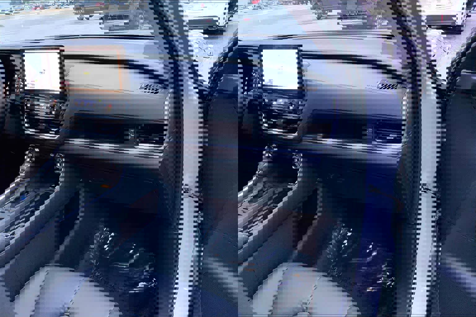 Used 2025 Toyota Grand Highlander FWD image 18