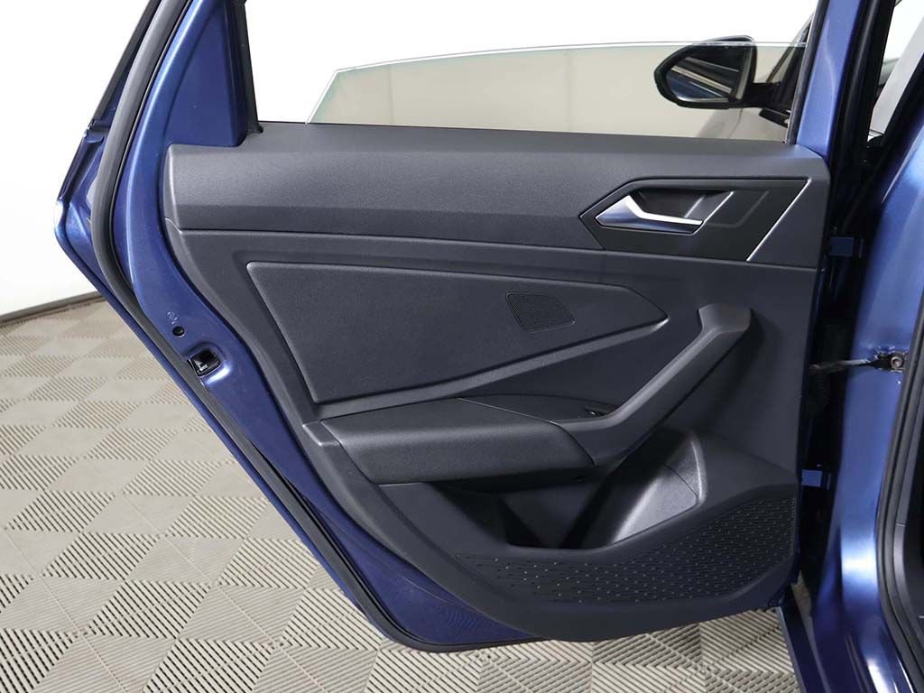 Used 2019 Volkswagen Jetta SE FWD image 25