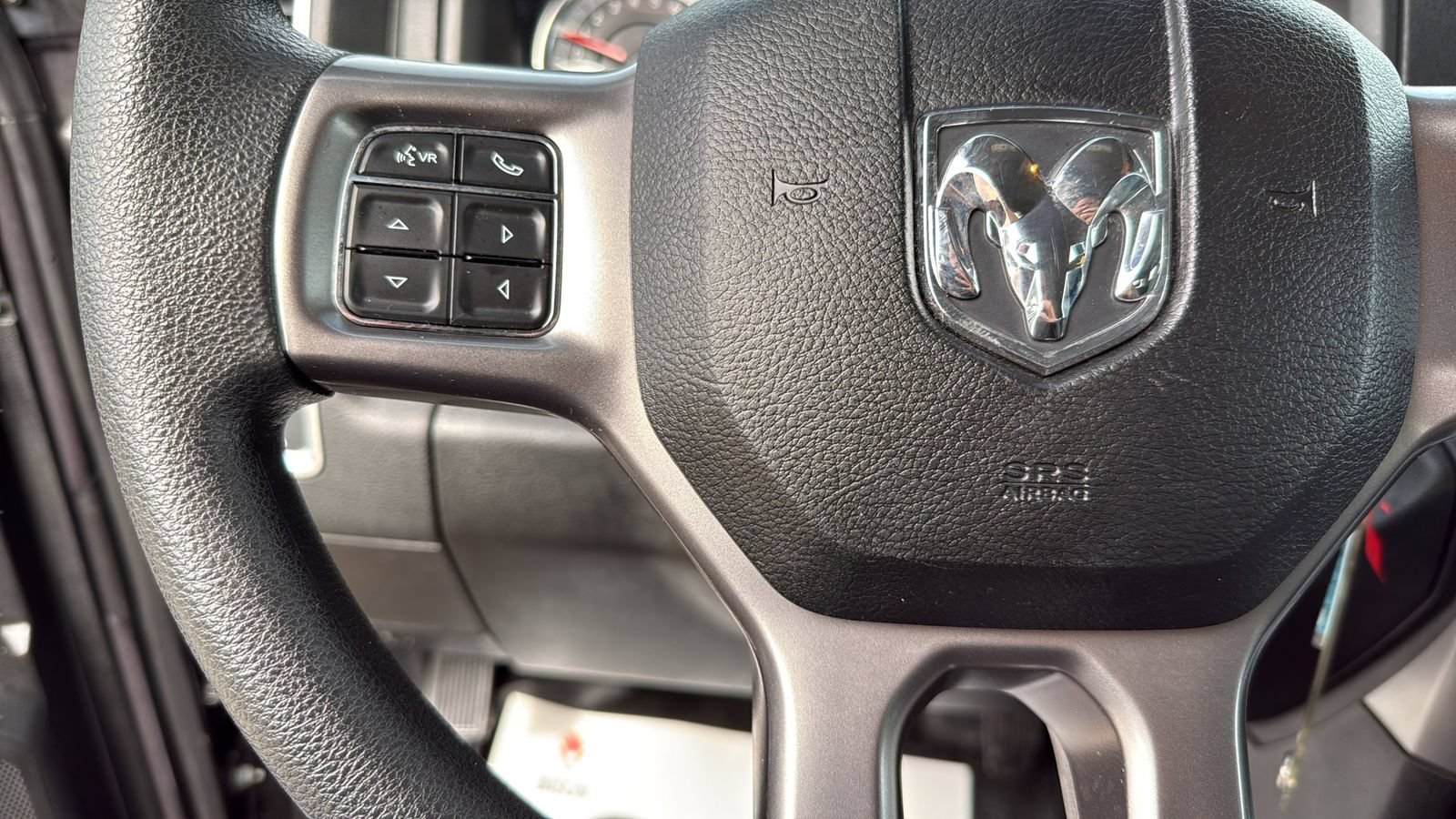 Used 2023 RAM 1500 Classic SLT AWD/4WD image 16