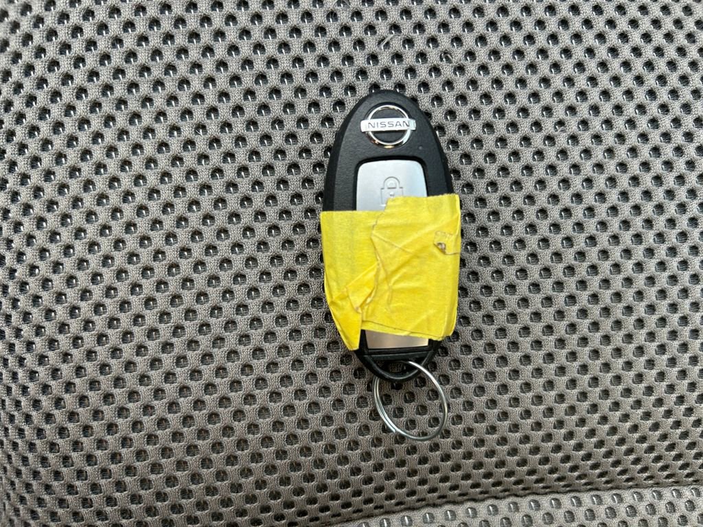 Used 2021 Nissan Frontier SV w/ Midnight Edition Floor Mats image 33