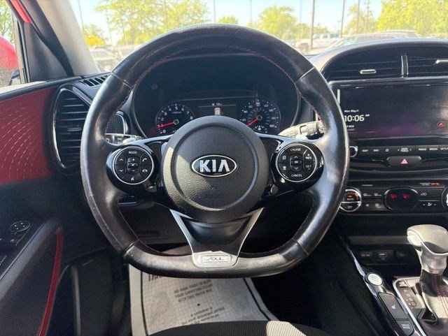 Used 2021 Kia Soul Turbo FWD image 24