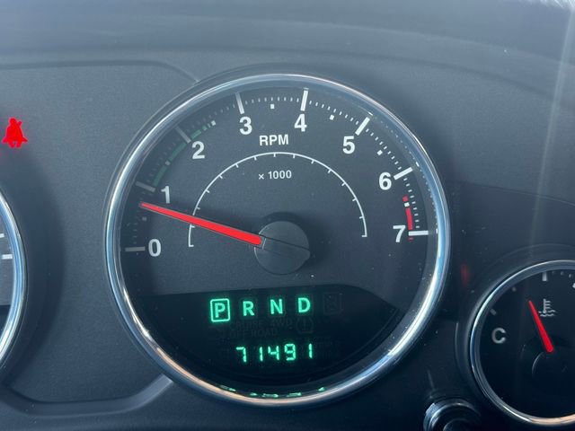 Used 2013 Jeep Wrangler Sahara AWD/4WD image 22