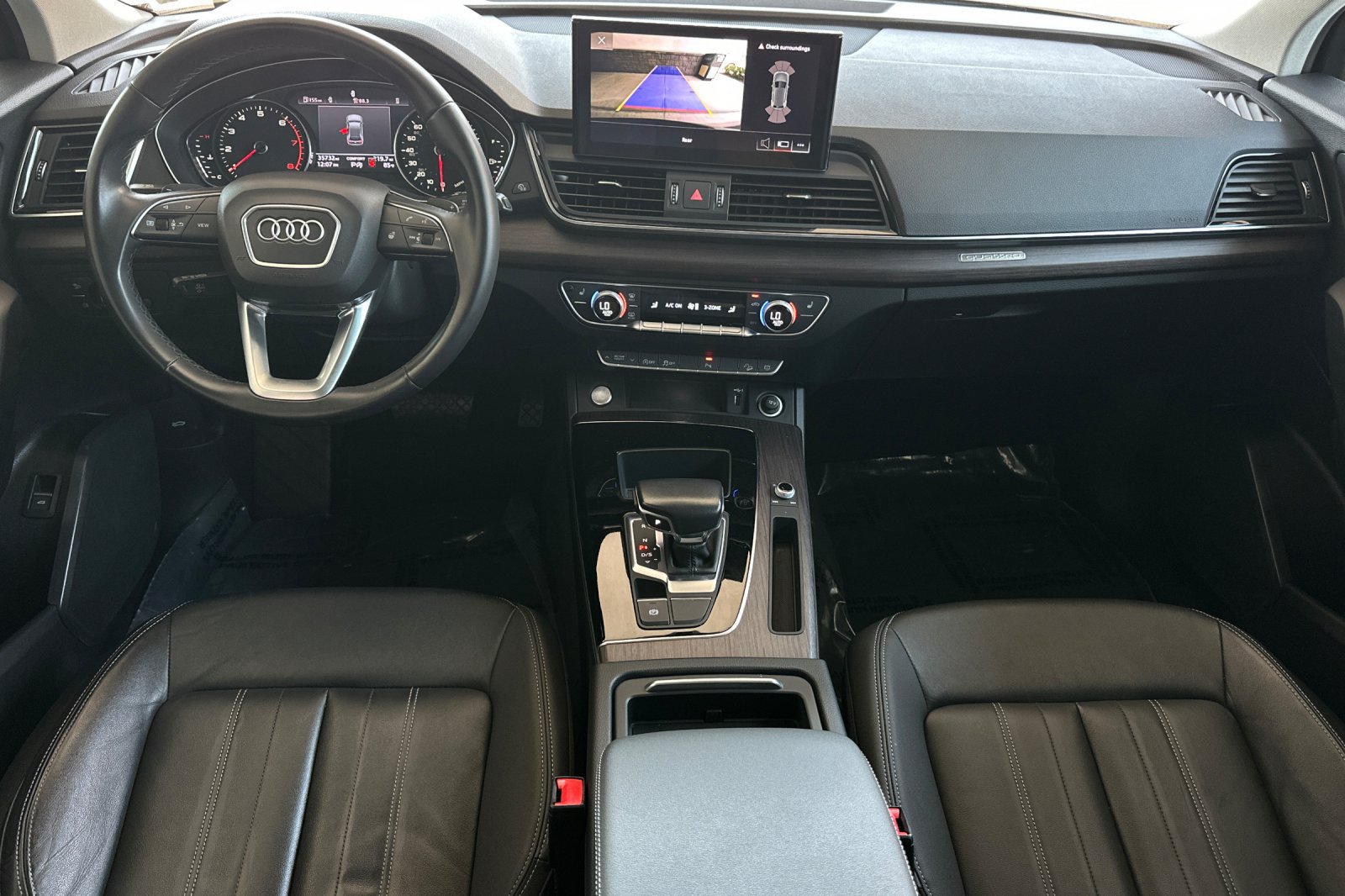 Used 2022 Audi Q5 2.0T Premium w/ Convenience Package AWD/4WD image 12