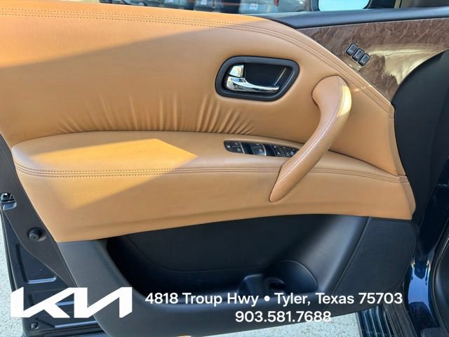 Used 2017 INFINITI QX80 Signature Edition RWD image 15