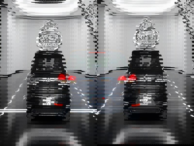 Used 2013 Volkswagen GTI Driver's Edition image 6