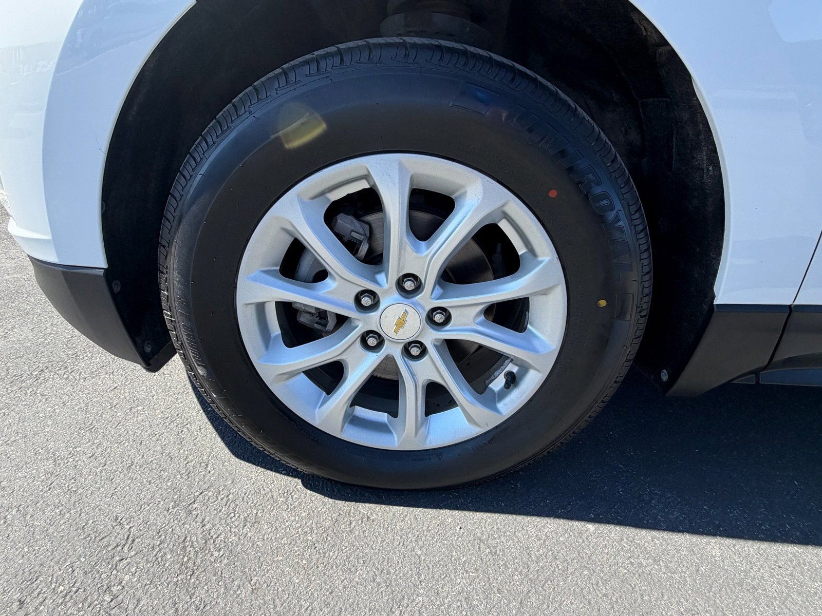 Used 2020 Chevrolet Equinox LT image 30