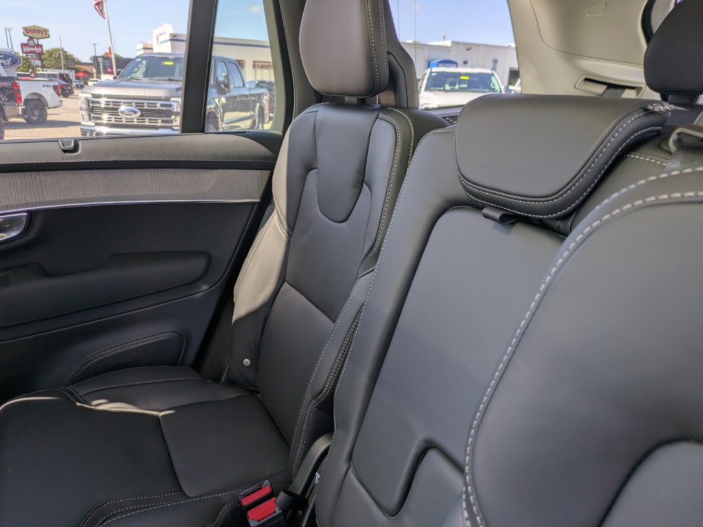 New 2026 Volvo XC90 B6 Ultra w/ Protection Package AWD/4WD image 13
