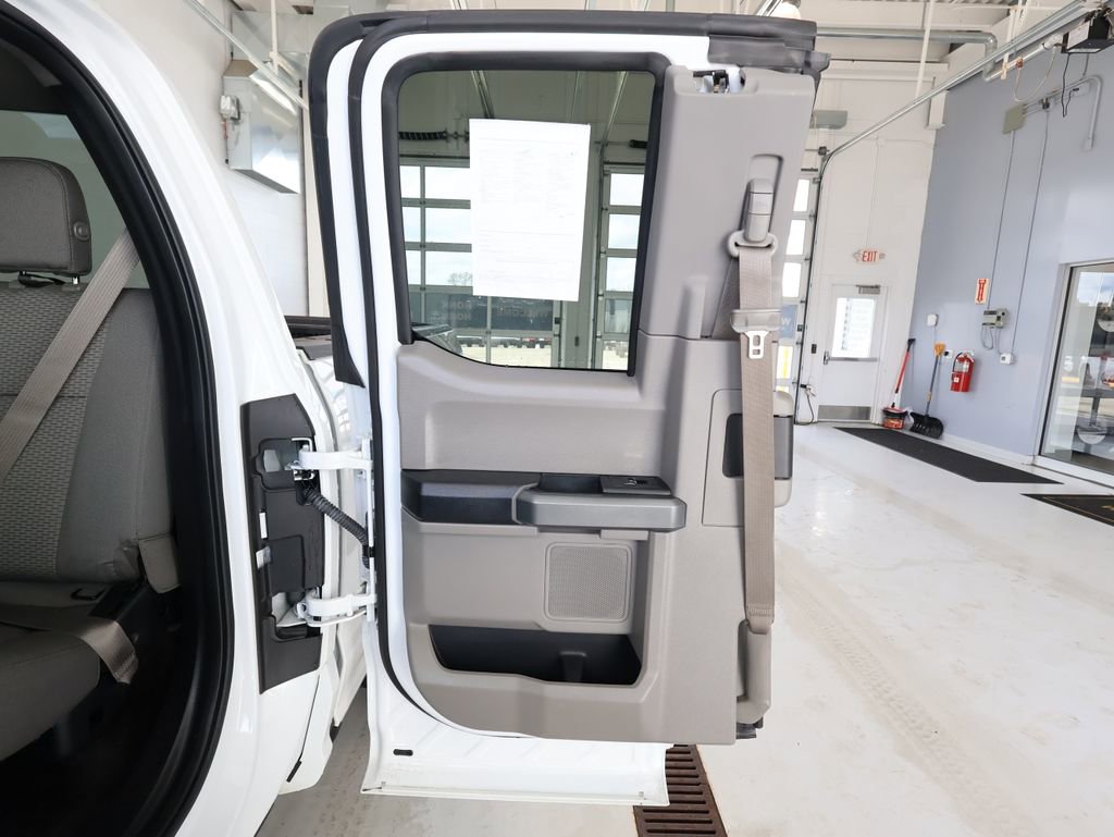 Used 2016 Ford F150 XLT w/ XTR Package image 22