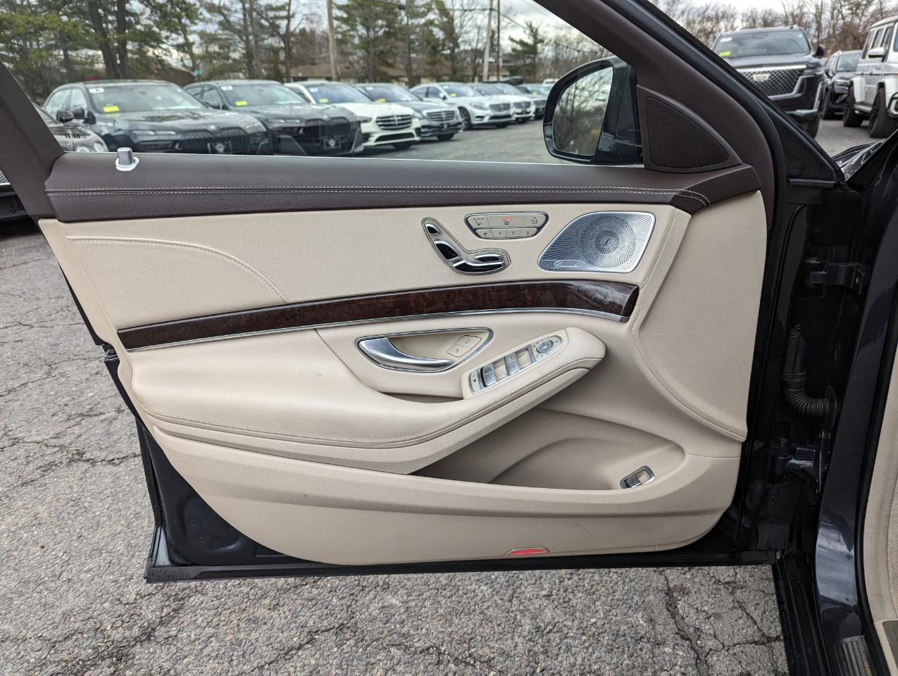 Used 2018 Mercedes-Benz S 560 4MATIC Sedan image 11