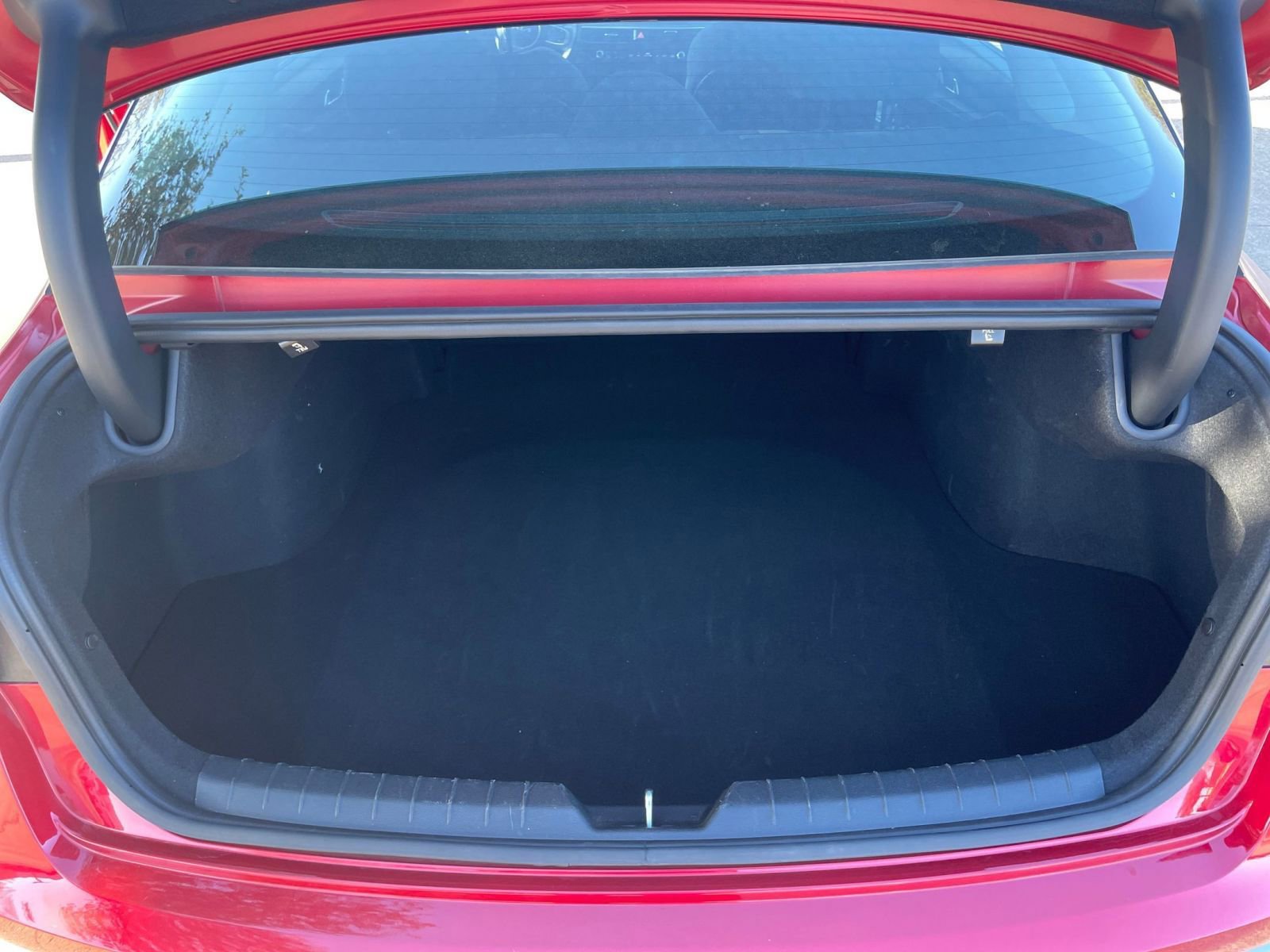 Used 2025 Kia K5 LXS image 32