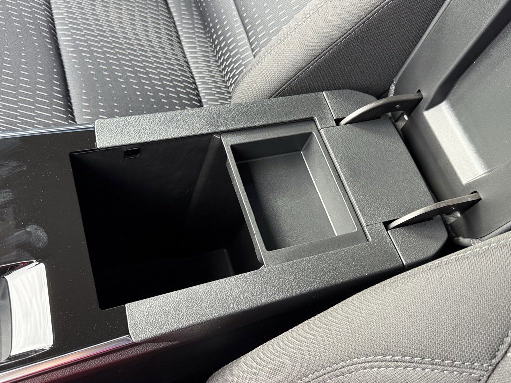 New 2026 Chevrolet Equinox LT w/ LPO, Floor Liner Package image 29