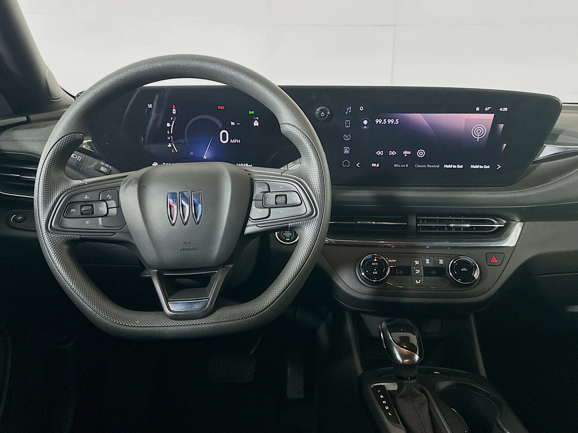 Used 2025 Buick Envista Preferred FWD image 17