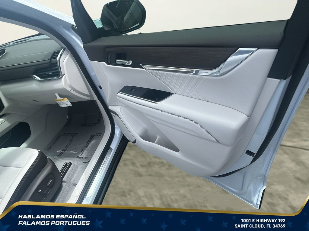 New 2026 GMC Acadia Denali w/ Super Cruise Package FWD image 42