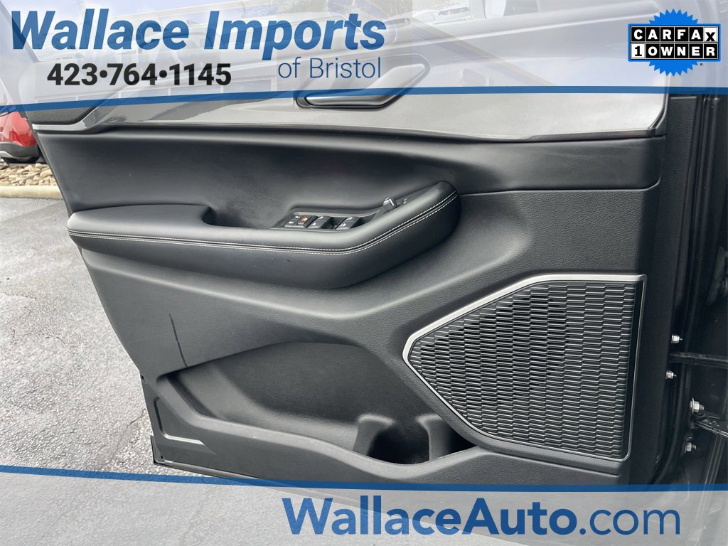 Used 2021 Jeep Grand Cherokee L Laredo image 18