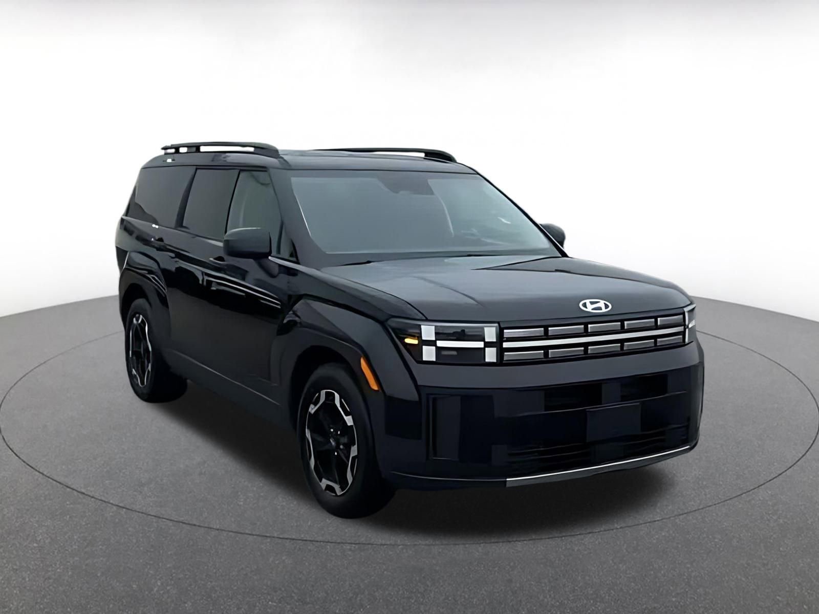 Used 2025 Hyundai Santa Fe SEL image 3