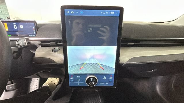 Used 2022 Ford Mustang Mach-E Select RWD image 23