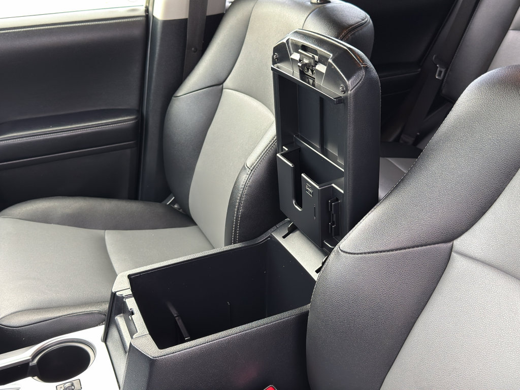 Used 2020 Toyota 4Runner SR5 Premium AWD/4WD image 19