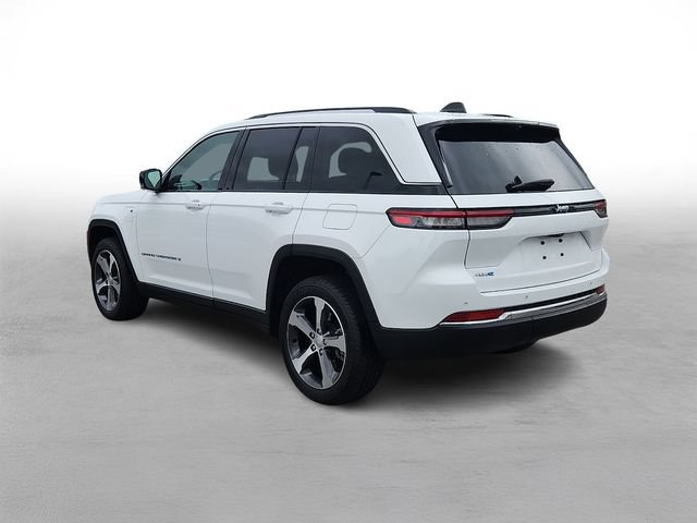 Used 2023 Jeep Grand Cherokee 4WD 4xe w/ Luxury Tech Group II image 4