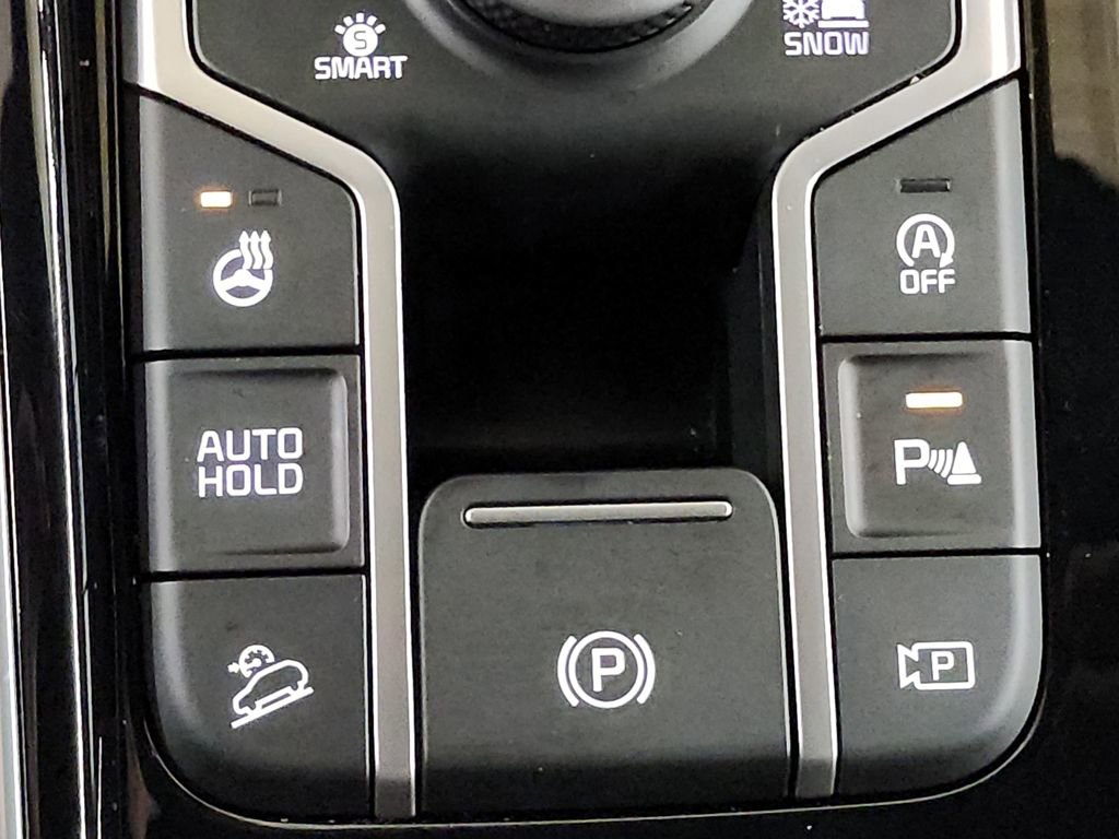 Certified 2025 Kia Sorento SX Prestige w/ Sage Leather Package image 33