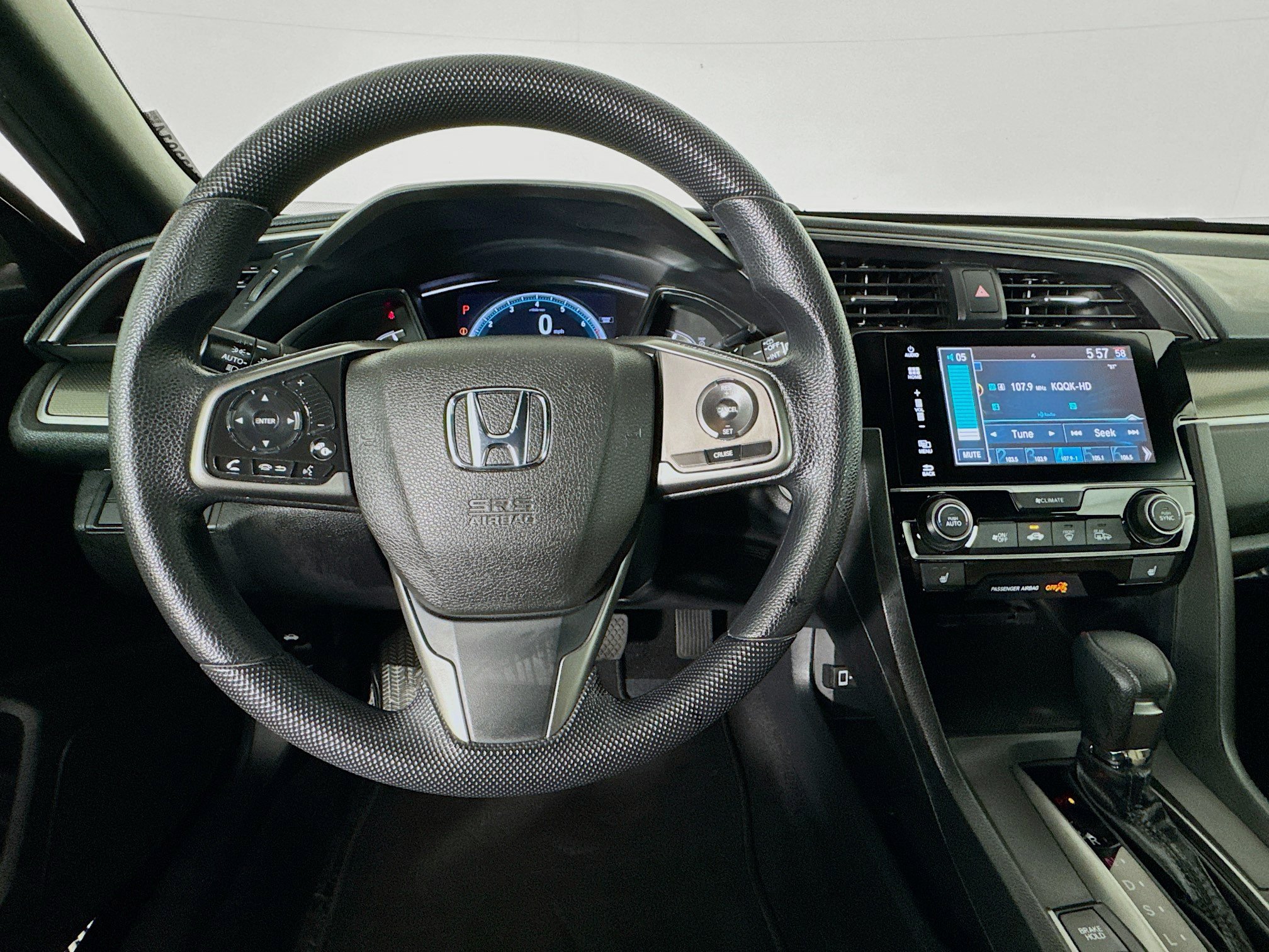 Used 2018 Honda Civic EX image 10