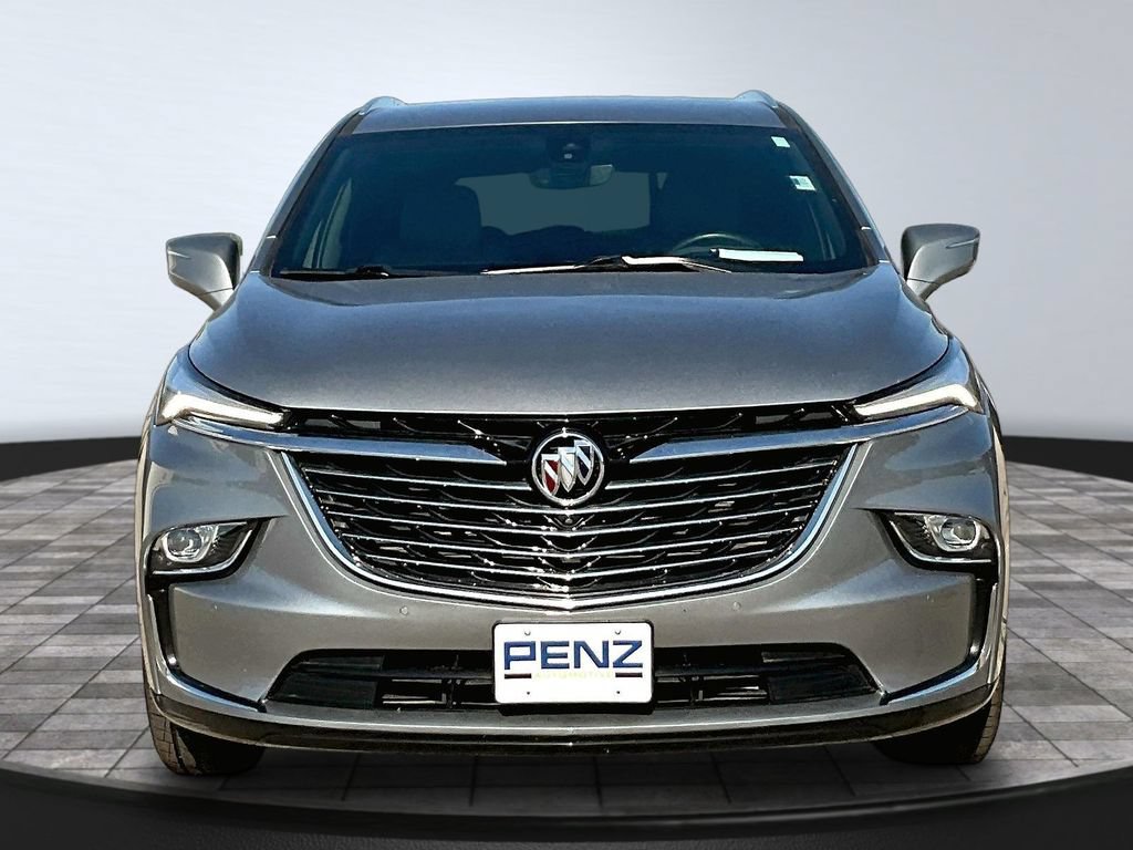 Used 2024 Buick Enclave Premium AWD/4WD image 2
