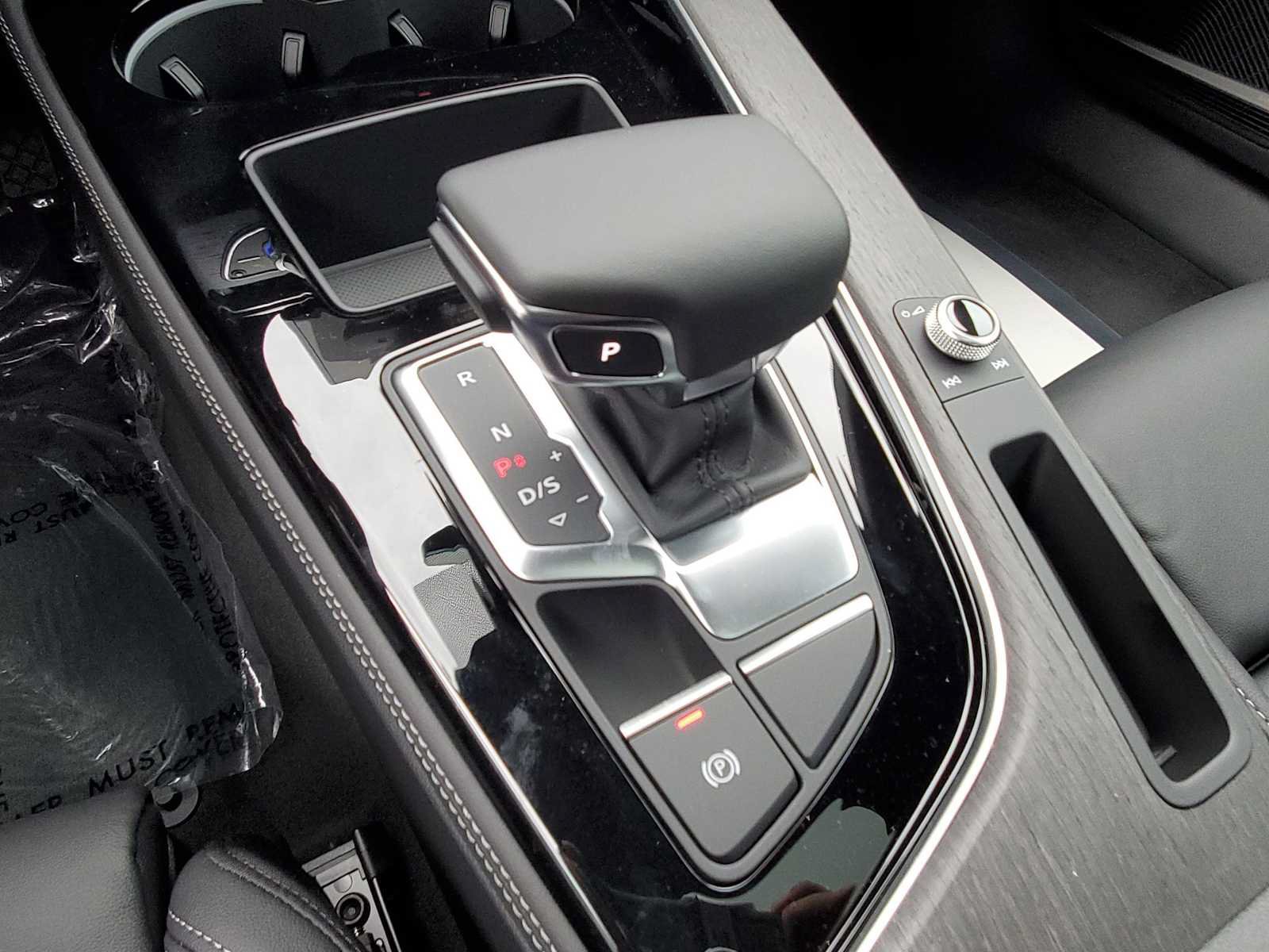 Certified 2023 Audi A4 2.0T Premium Plus w/ Premium Plus Package AWD/4WD image 28