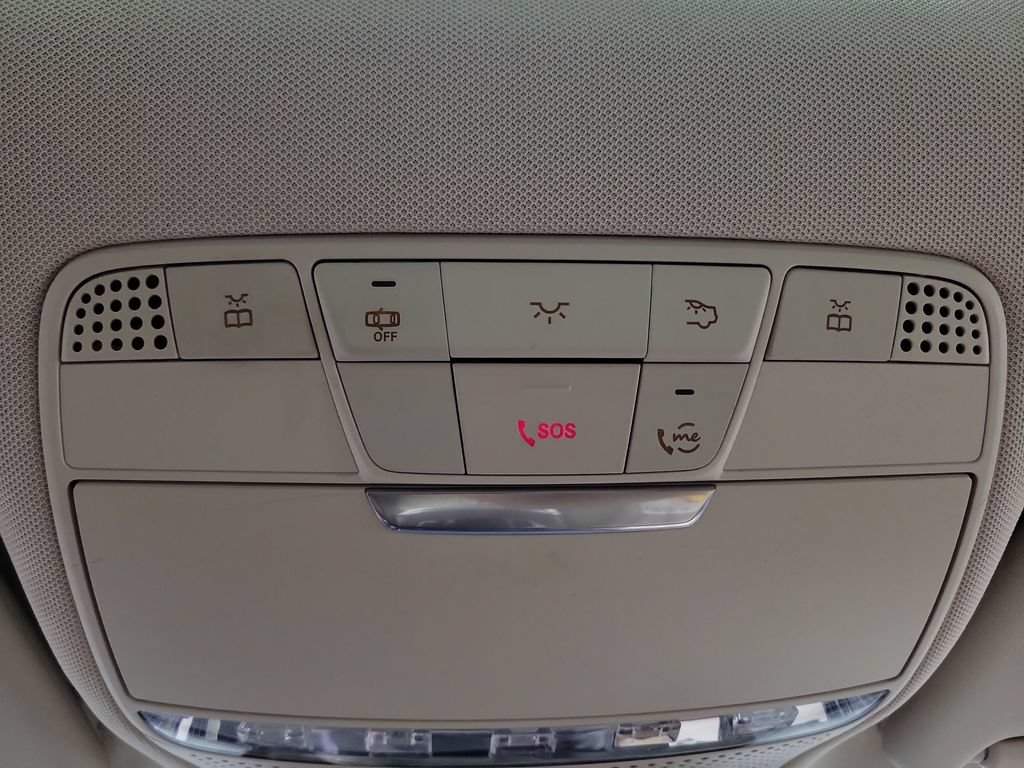 Used 2022 Mercedes-Benz GLC 300 4MATIC image 21