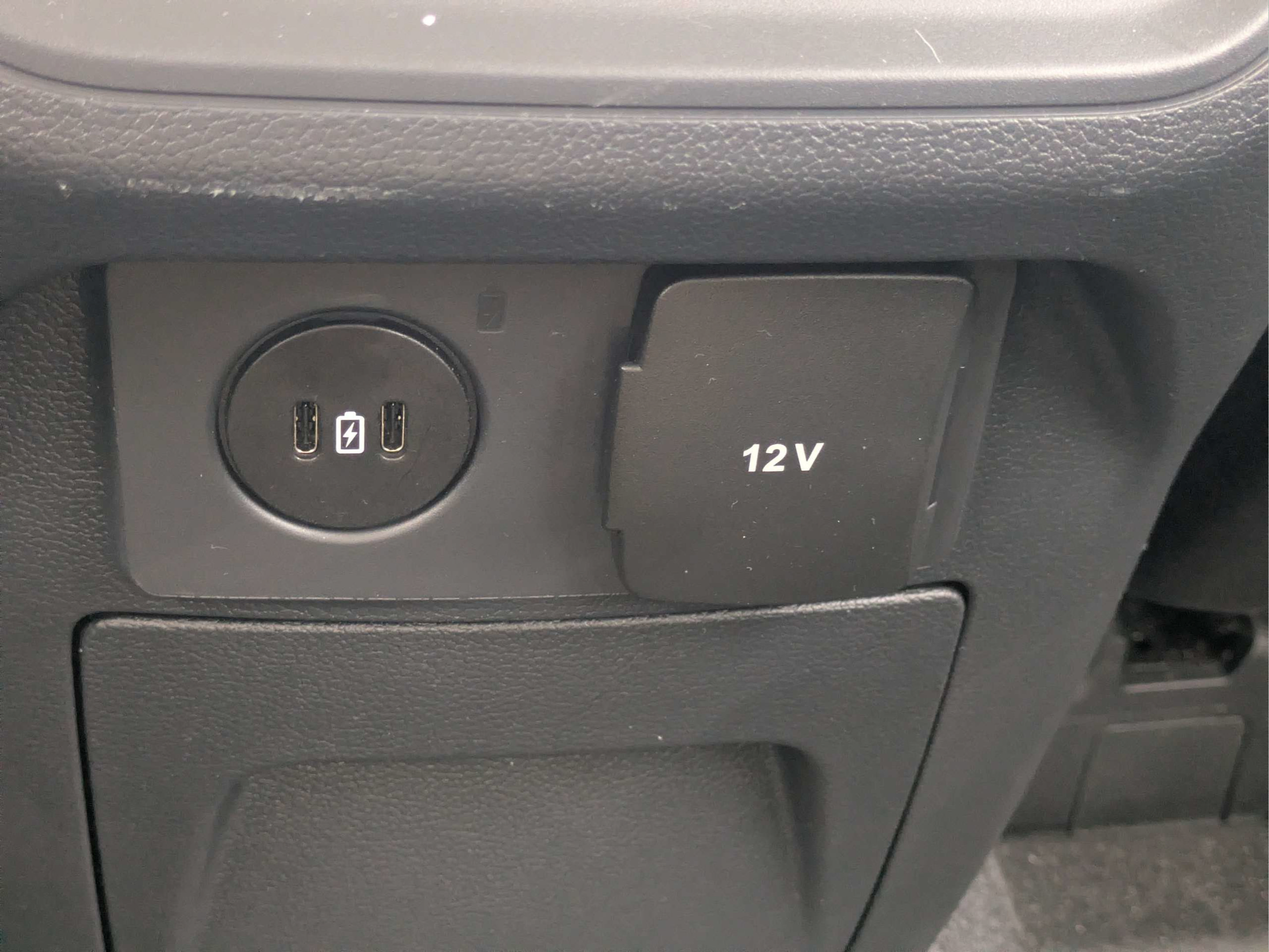 Used 2026 Ford Explorer Active RWD image 10