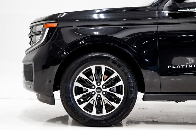 Used 2025 Ford Expedition Platinum AWD/4WD image 33