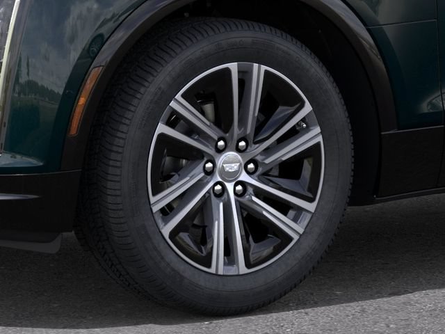 New 2026 Cadillac Lyriq Luxury w/ LPO, Floor Liner Package AWD/4WD image 9