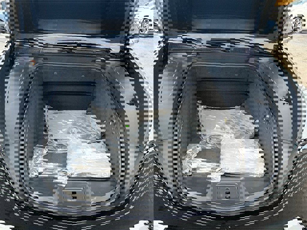 New 2026 Cadillac Escalade IQ Sport 1 w/ LPO, ONYX Package image 33