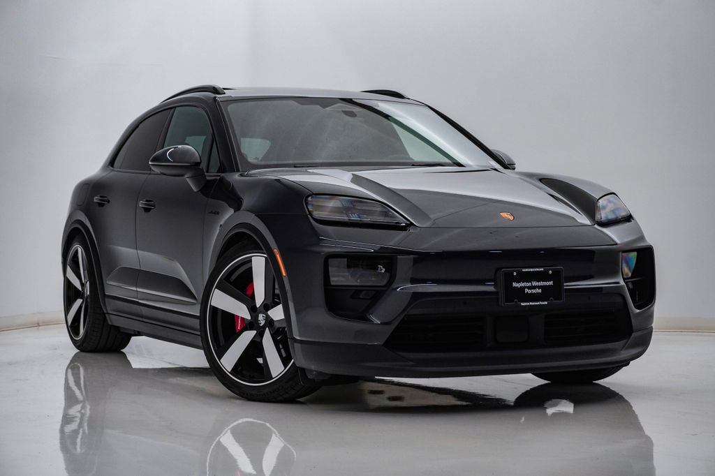 Certified 2025 Porsche Macan 4S Electric AWD/4WD image 8