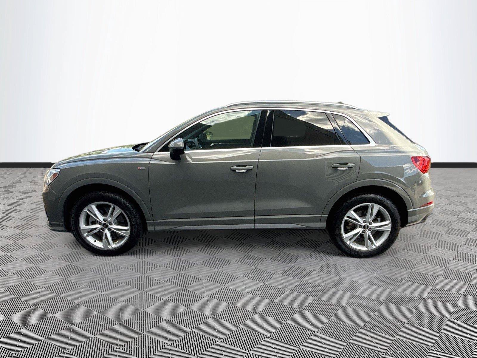 Certified 2024 Audi Q3 2.0T Premium Plus w/ Premium Plus Package AWD/4WD image 4