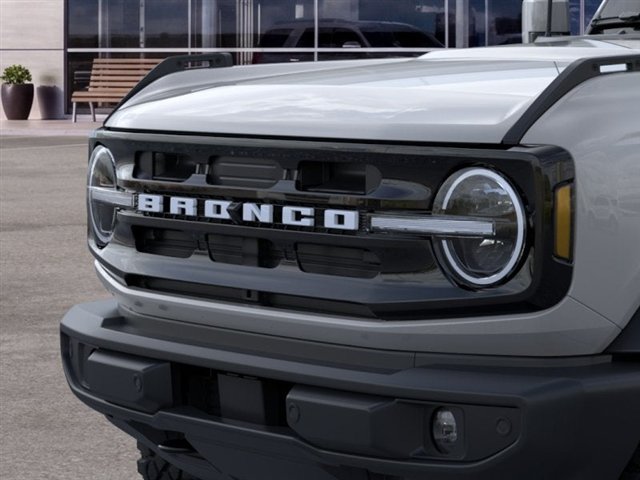 New 2026 Ford Bronco Outer Banks w/ Sasquatch Package AWD/4WD image 19